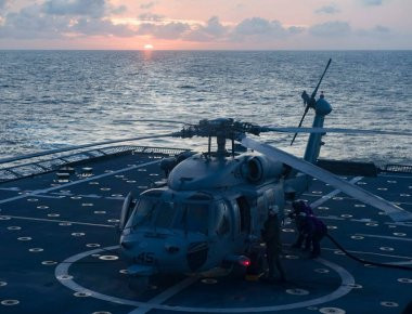 Πλοία εξοπλισμένα με AEGIS έστειλαν ΗΠΑ, Ιαπωνία και Νότια Κορέα στην περιοχή όπου η Βόρεια Κορέα είχε εκτοξεύσει πυραύλους (φωτό)